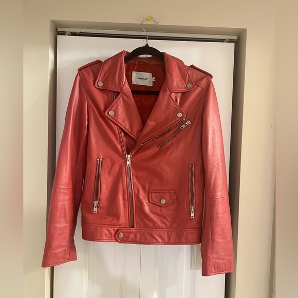 Red leather jacket - Picture 3 of 8